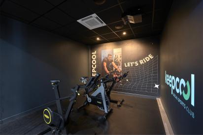 Salle de sport Keepcool Le Chesnay studio vélos